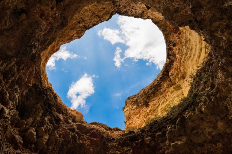 cave-hole cave-hole